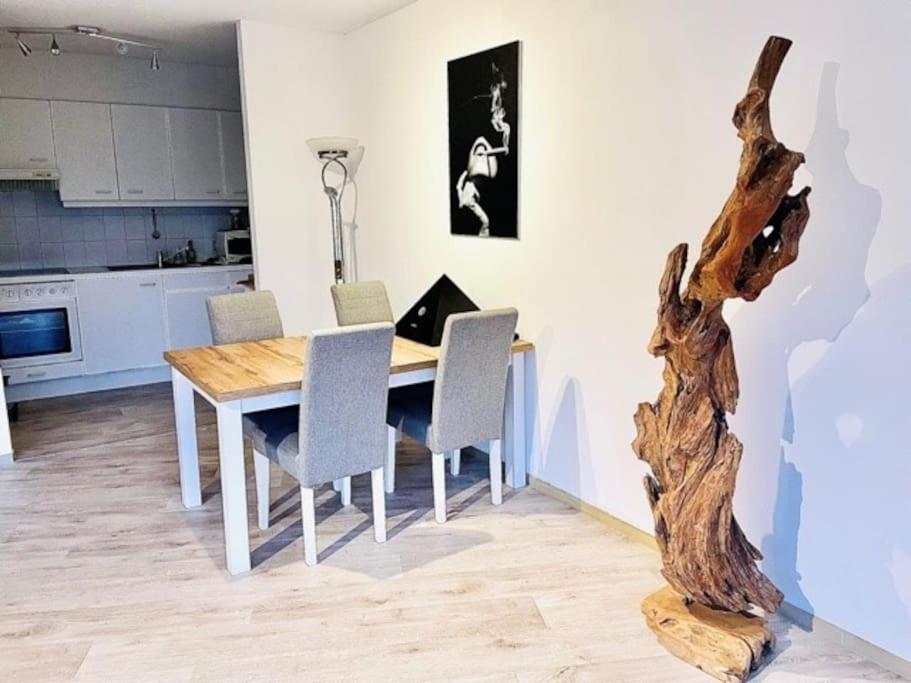 Crw Flat - Spacious Ground Floor With Garden